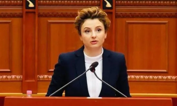 ‘60% e të rinjve, analfabetë funksionalë’, Xhixho: Qeveria dështoi të lidhë arsimin me tregun e punës