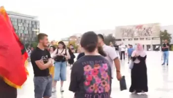 65 ditë protestë, nis grumbullimi i qytetarëve në shesh