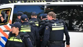 7 të arrestuar për kërcënime online pas protestave në qendrën e azilit në Holandë