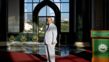 A do ketë komuniteti Bektashi një shtet sovran? Flet ish-këshilltari i Bill Klinton, i dërguar special i projektit nga SHBA: Nuk kemi qenë kurrë kaq afër!