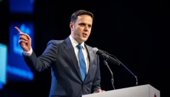 Abdixhiku pas diskutimeve me Kurtin: Në takimin e ardhshëm me emra konkretë për Presidentin!