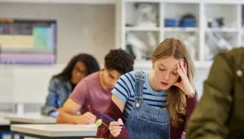 Adoleshentëve nuk u duhet dietë dhe ushtrime për të pasur sukses, ja çfarë tregon studimi i ri