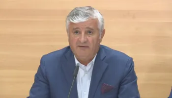 “Agasi s’ka prekur para publike”, Maks Haxhia: Duam të njihemi me dosjen e klientit tim