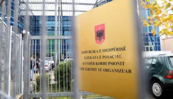 AGSH kundërshton kufizimet e reja të GJKKO-së për gazetarët: Konsultim dhe rishikim i rregullores