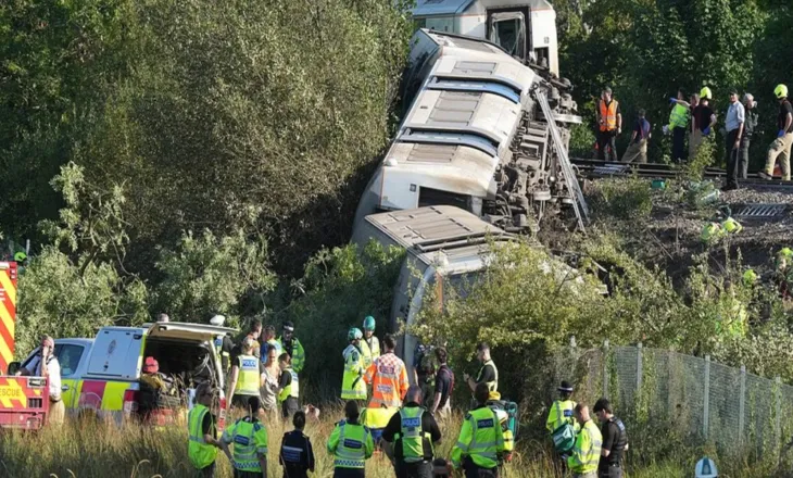 AKSIDENT I RENDE NE ANGLI, TRENI DEL NGA SHINAT