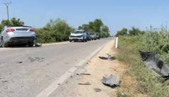 Aksident i rëndë në Lushnje/ Furgoni përfundon në kanal, një i moshuar në gjendje të rëndë