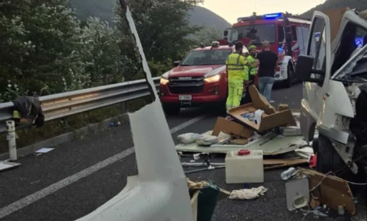 Aksident i rëndë rrugor në Itali, 5 viktima dhe 27 të plagosur
