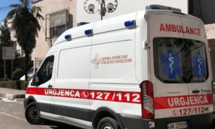Aksident në aksin Peqin-Elbasan, përplasen dy automjete, një i plagosur