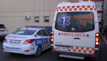 Aksident në Durrës/ 26-vjeçari përplasi këmbësorin te vijat e bardha, humb jetën 66-vjeçari