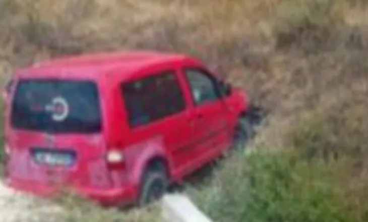 Aksident në Malin e Tomorrit, makina del nga rruga, 7 të plagosur! Dy në gjendje të rëndë te Trauma