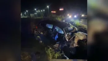 Aksident tragjik në Durrës/ Mjeti me shpejtësi përplaset me bordurën e betonit, humbin jetën tre të rinj