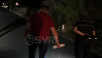 Aksident tragjik në Fishtë/ Makina përplas 12 vjeçarin, ndërron jetë rrugës për në spital