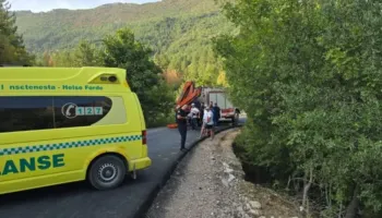 Aksident tragjik në Mirditë, humb jetën 20-vjeçari, dy të lënduar dërgohen me helikopter në Tiranë