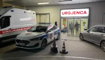 Aksidenti tragjik në Ksamil: 20-vjeçari ishte pasagjer, drejtuesi i mjetit i plagosur në spital