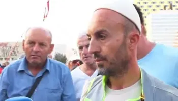 Aktivisti Arben Kola: Do e hedhim Ramën jo vetëm nga karrigia, por do e shpallim edhe ‘non grata’ për tradhti