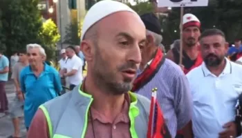 Aktivisti Arben Kola: Do të shkojmë drejt mosbindjes civile nëse qeveria nuk reflekton