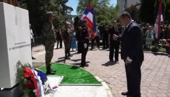 Akuzohet për krime lufte në Kosovë, por Serbia nderon Brigadën e 37-të