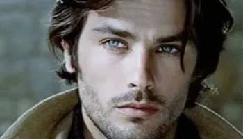 Alain Delon, dy vite pa legjendën që magjepste ekranin