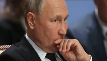 Alarm në Europë! Rusia synon Moldavinë, agjentë, priftërinj dhe kampe sekrete në Serbi