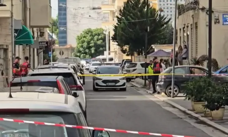 Alarm për bombë në një pallat në Durrës, policia rrethon vendngjarjen dhe evakuohen banorët