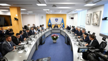 Aleanca dorëzon kallëzim penal për 17 vendime të qeverisë së Albin Kurtit