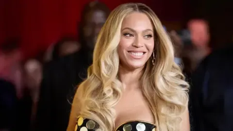 “Alien Superstar” mollë sherri për Beyonce, po akuzohet për përdorim të këngës pa autorizim 
