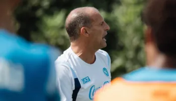 Allegri mesazh tifozëve: Shpresoj të fitojmë një trofe në 100-vjetorin e Napoli