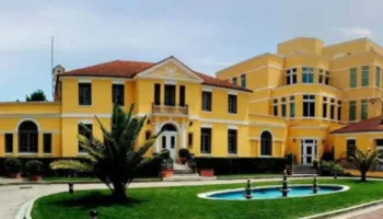 Ambasada e SHBA shpërndan mesazhin e Rubios: Një vend që s’prodhon ilaçe dhe s’kontrollon emigracionin, s’mund të mbrojë popullin e tij