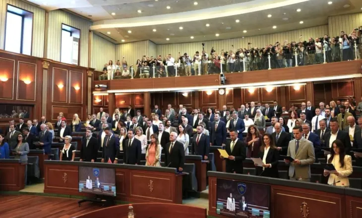 Analiza: Çfarë ndodh nëse Kuvendi i Kosovës nuk konstituohet deri në mesnatë?