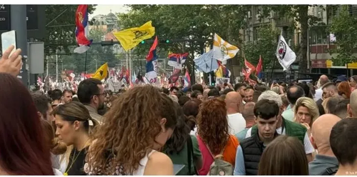 Analiza/ Pse po largohen të rinjtë nga Ballkani?