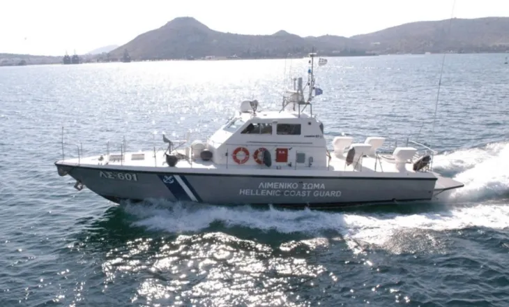 Anija turistike përplaset me betonin e portit në brigjet e ishullit Zakinthos, 6 të plagosur, arrestohet kapiteni!