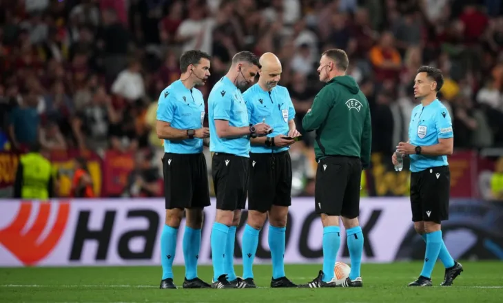 Anthony Taylor tregon vështirësitë e arbitrimit: Kush thotë se nuk ndikohet nga media gënjen, ja frikërat e mia