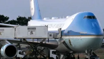 “Arratisje” sekrete nga Turqia. Trump u fsheh në kamionin e ushqimit dhe ndërroi avionin