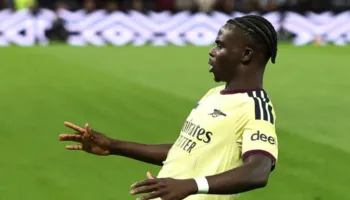 Arsenal cinik, mjafton Saka për të marrë tre pikët ndaj Aston Villa (video)