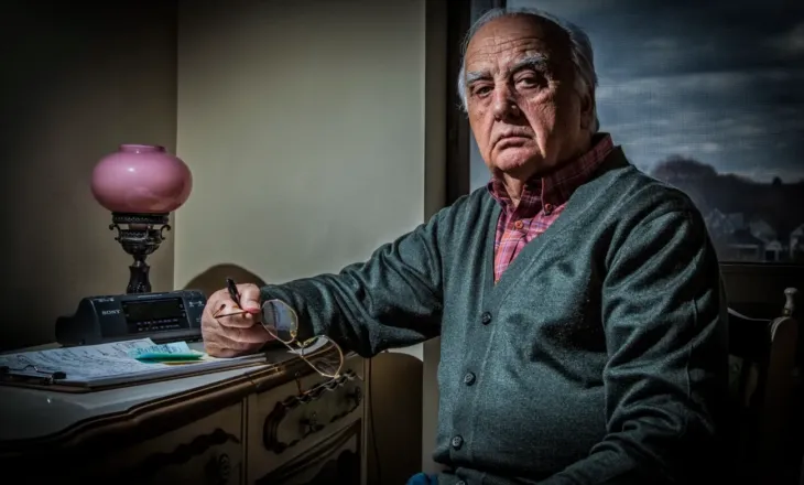 Arti shqiptar në zi! Shuhet piktori Kujtim Buza, i biri i mjeshtrit Abdurrahim Buza