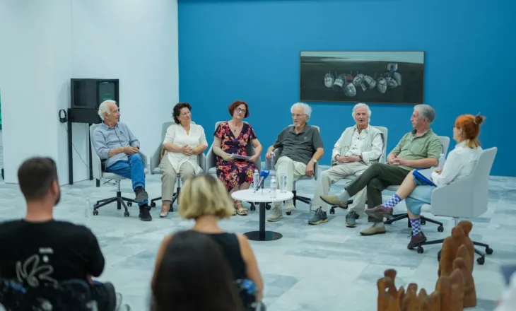 Artistët diskutojnë mbi artin dhe kufizimet e shprehjes në kuadër të ekspozitës në GKK