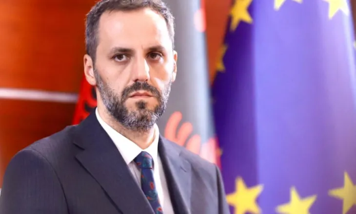 “Ata që shkatërrojnë pasurinë kombëtare, të përgjigjen sipas ligjit”/ Lamallari kërkon ndëshkim për zjarrvënësit