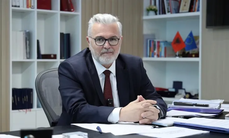 “Aty ku vepron gjyqtari, ekzekutivi hesht”, Gogu flet për kufirin që një ministër nuk duhet të kapërcejë