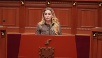Autonomia e Klosit nuk e dobëson Matin