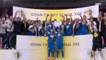 AZ Alkmar shpartallon PSV, fiton Superkupën e Holandës