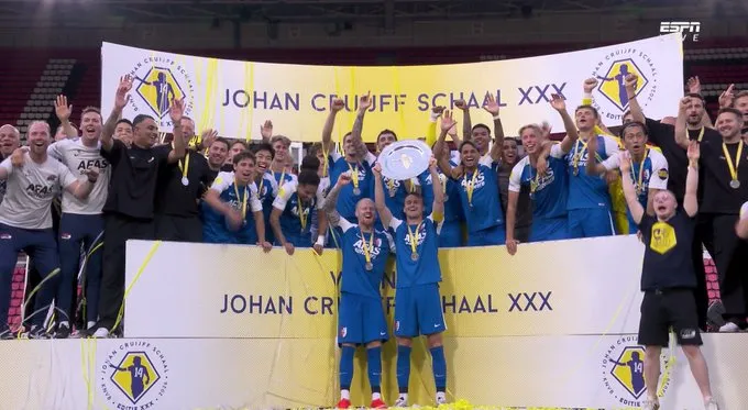 AZ Alkmar shpartallon PSV, fiton Superkupën e Holandës
