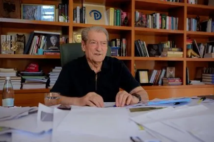 “‘Balozi i zi’ i AKSHI-t, është baxhanaku i tij”/ Berisha: 3 vendime vetëm për Olsin, Rama përdor pushtetin për…