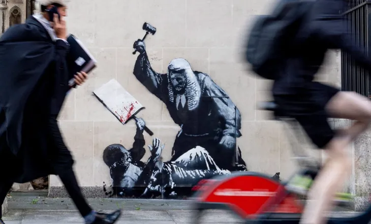 Banksy u kushton taksapaguesve britanikë mbi 200 mijë dollarë për pastrimin dhe mbrojtjen e veprave të tij