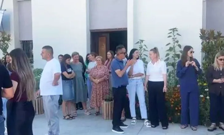 Banorët e Klosit kundërshtojnë bashkimin me Matin: Do jemi si Kosova me Beogradin