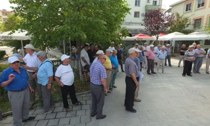Banorët e Patosit dalin përsëri në protestë, kundërshtojnë shkrirjen e Bashkisë me Fierin dhe propozimin e PS për Territorialen!