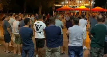 Banorët kundërshtojnë planet për shkrirjen/ Dita e 15-të e protestës kundër reformës territoriale: Divjaka Bashki