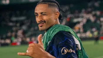 Barça shënoi 5 gola pa një sulmues të vërtetë, Raphinha thumbon klubin në lidhje me ardhjen e një “numri 9”