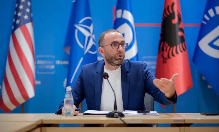 Bardhi sulmon Begajn për dekretimin e huasë 302 milionë dollarë: Presidenti është kthyer në noter të qeverisë