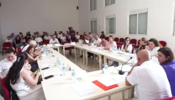 Bashkia Dimal kundërshton shkrirjen/ PS bashkojnë votat me PD kundër bashkimit me Beratin