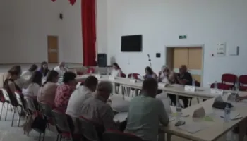 Bashkia e Dimalit mban mbledhje urgjente, Këshilli voton kundër relacionit për shkrirjen, 18 nga 21 anëtarët kundër bashkimit me Beratin!